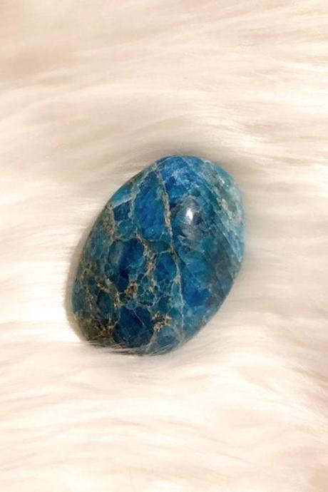 Blue Apatite; Palm Stones Blue Apatite; Healing Crystals; Metaphysical Crystals; Meditation Crystal Blue Apatite;